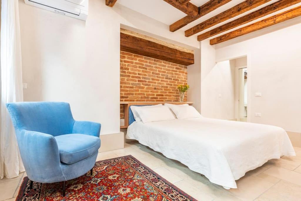 Dream'S Door With Canal View In Venedig Exteriör bild