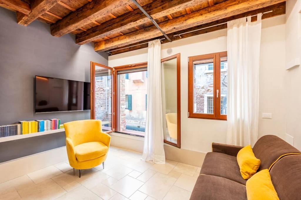 Dream'S Door With Canal View In Venedig Exteriör bild