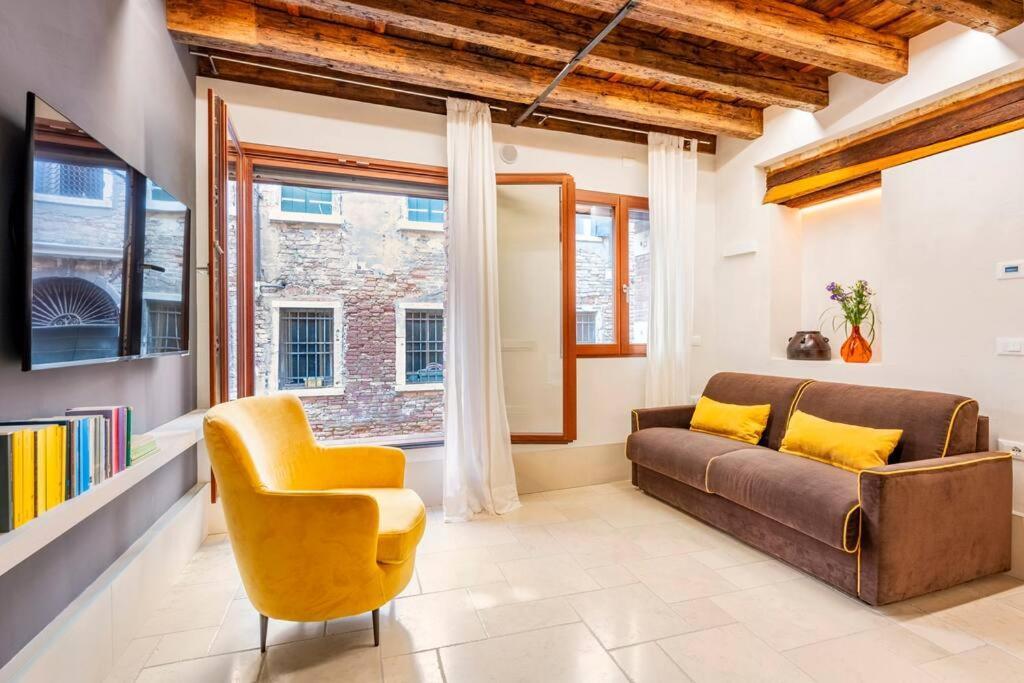 Dream'S Door With Canal View In Venedig Exteriör bild