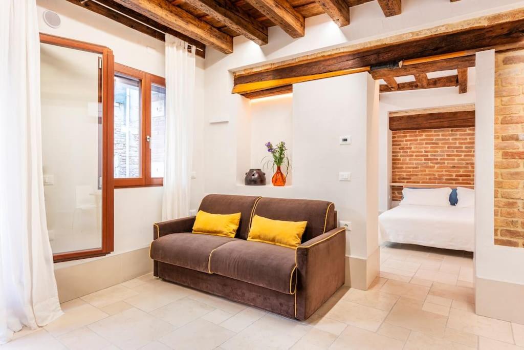 Dream'S Door With Canal View In Venedig Exteriör bild